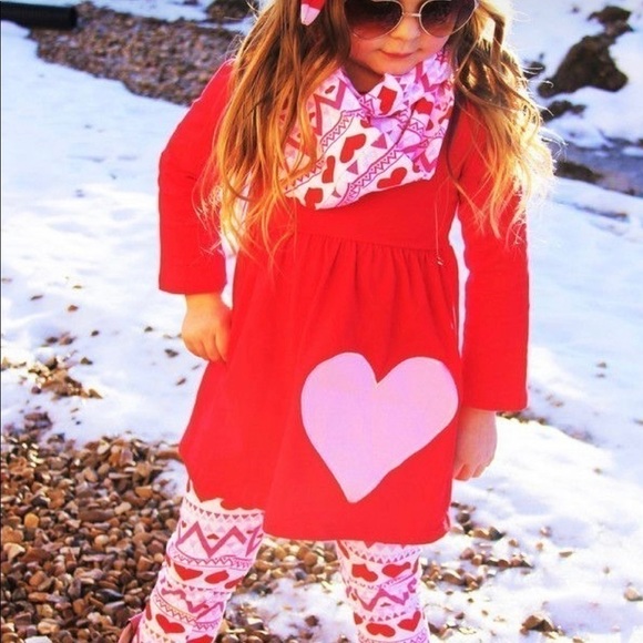 New Girls Valentine's Day Outfit Set Sz 6 Leggings, Tunic, Inf Scarf NWT
